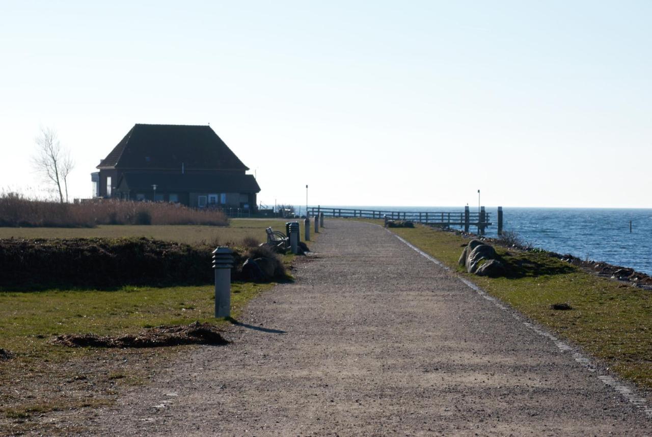 Ferienvermietung Fehmarn Hygge Suedstrand Whg 62 - 010 フェーマルン エクステリア 写真