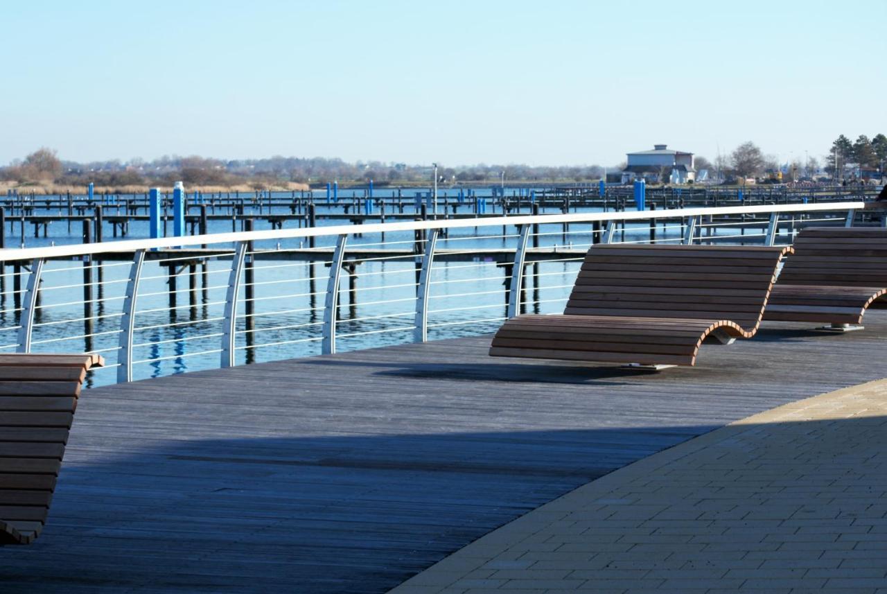 Ferienvermietung Fehmarn Hygge Suedstrand Whg 62 - 010 フェーマルン エクステリア 写真